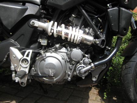Yamaha 125_3.jpg